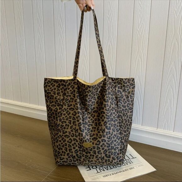 Leopard Print Shoulder Tote Bag - Picture 5 of 10